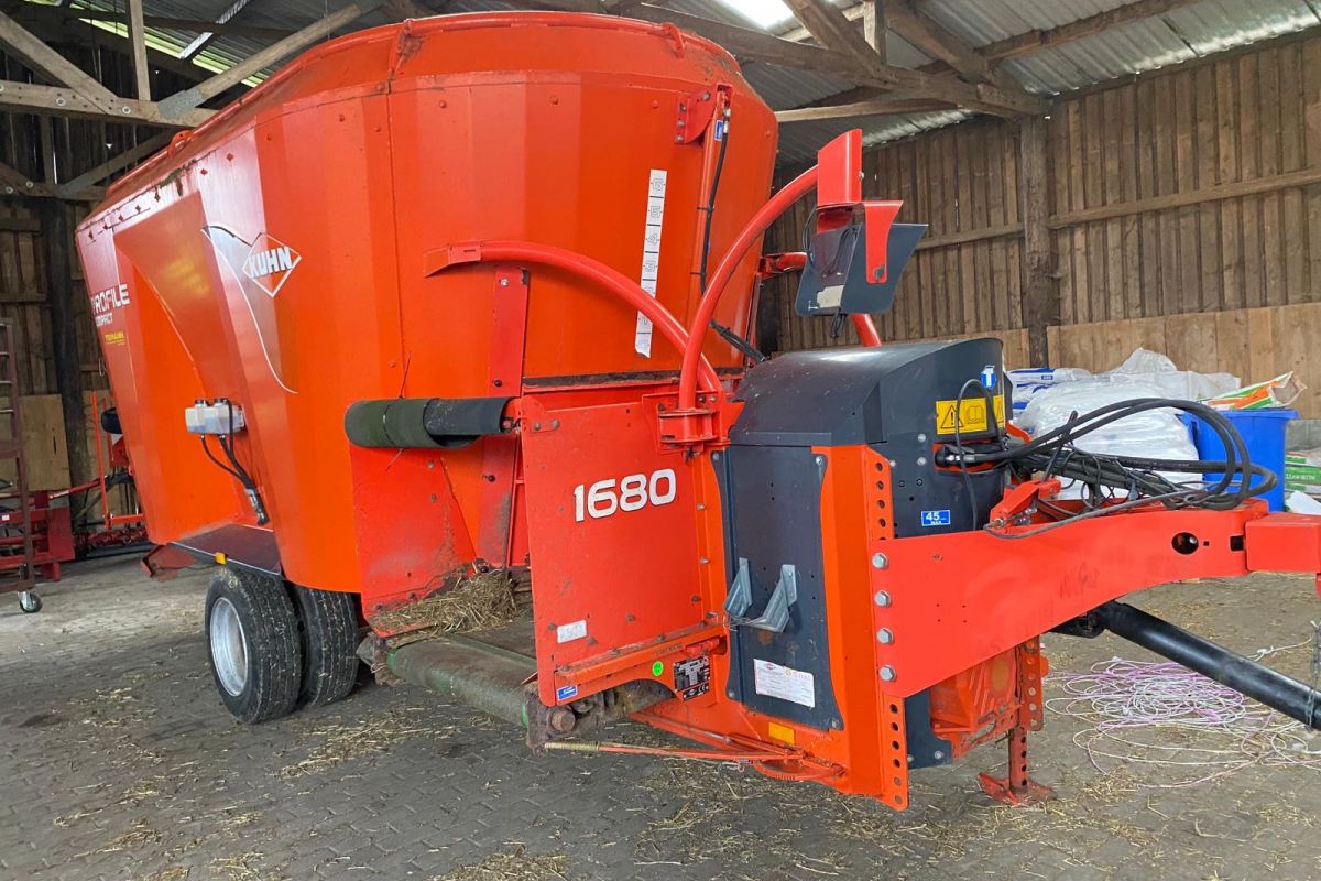  Kuhn Profile 1680 Futtermischwagen