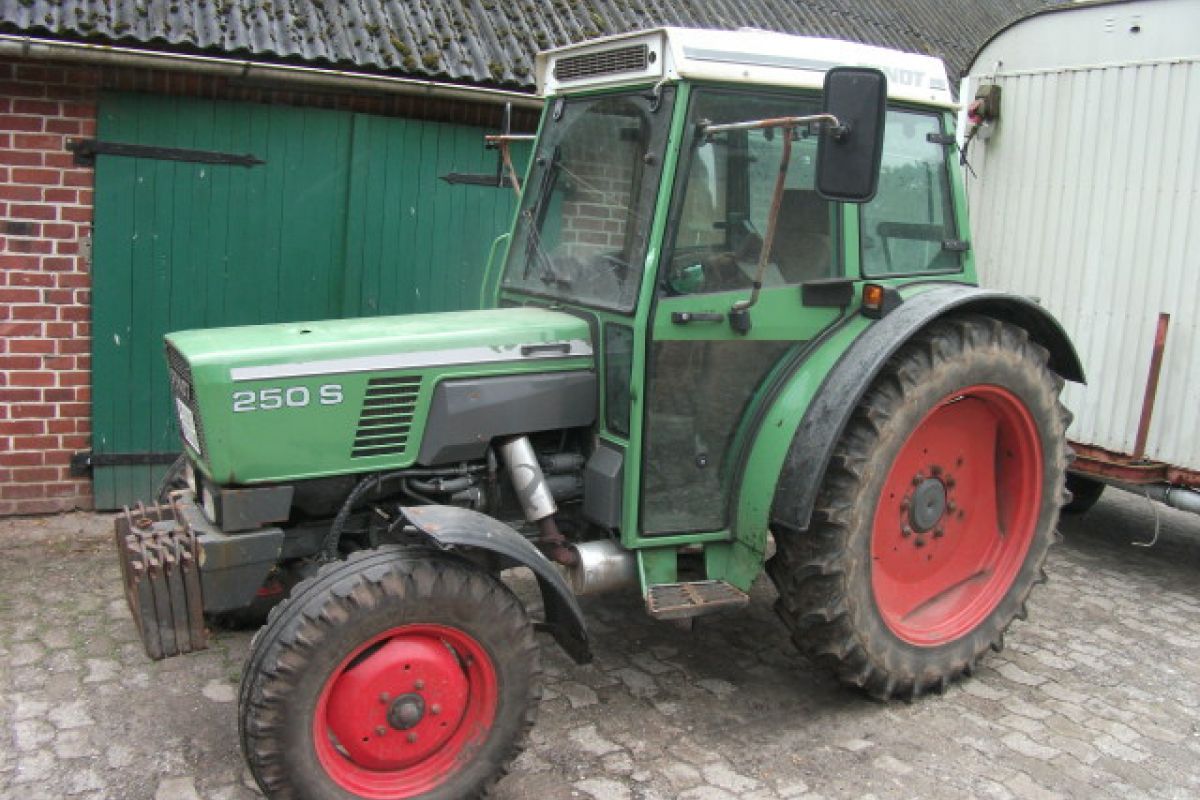 Fendt Farmer 250 S